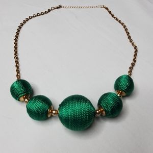 ✨️5 for $25✨️ Green Woven Bead Necklace
